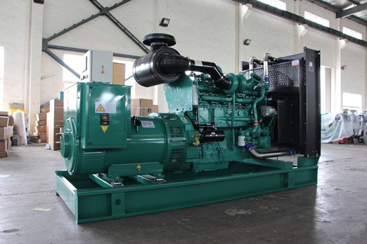 霞山320kw康明斯柴油发电车出租组图片 霞山320kw康明斯柴油发电车出租组图片